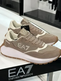 Armani EA7 - Sneakers - Beige