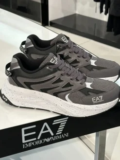 Armani EA7 - Sneakers - Grijs