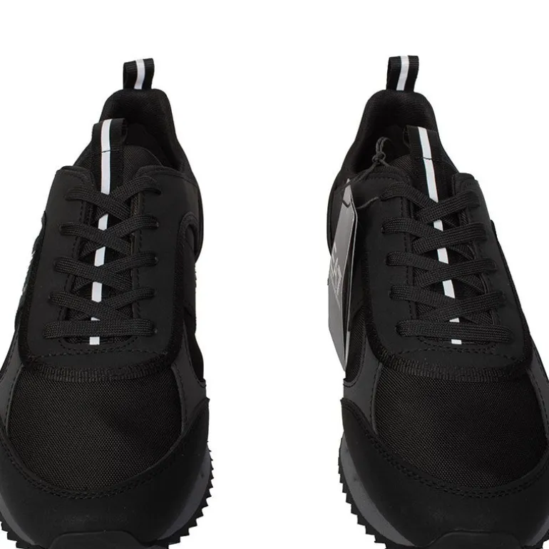 Armani EA7 - Sneakers - Zwart