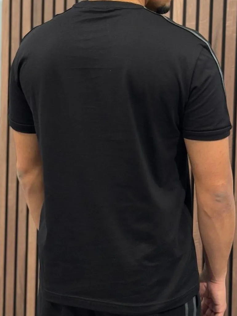 Armani EA7 - T-shirt - Zwart