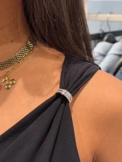 Guess - Aimee Ss Jewel Drap Top - Zwart