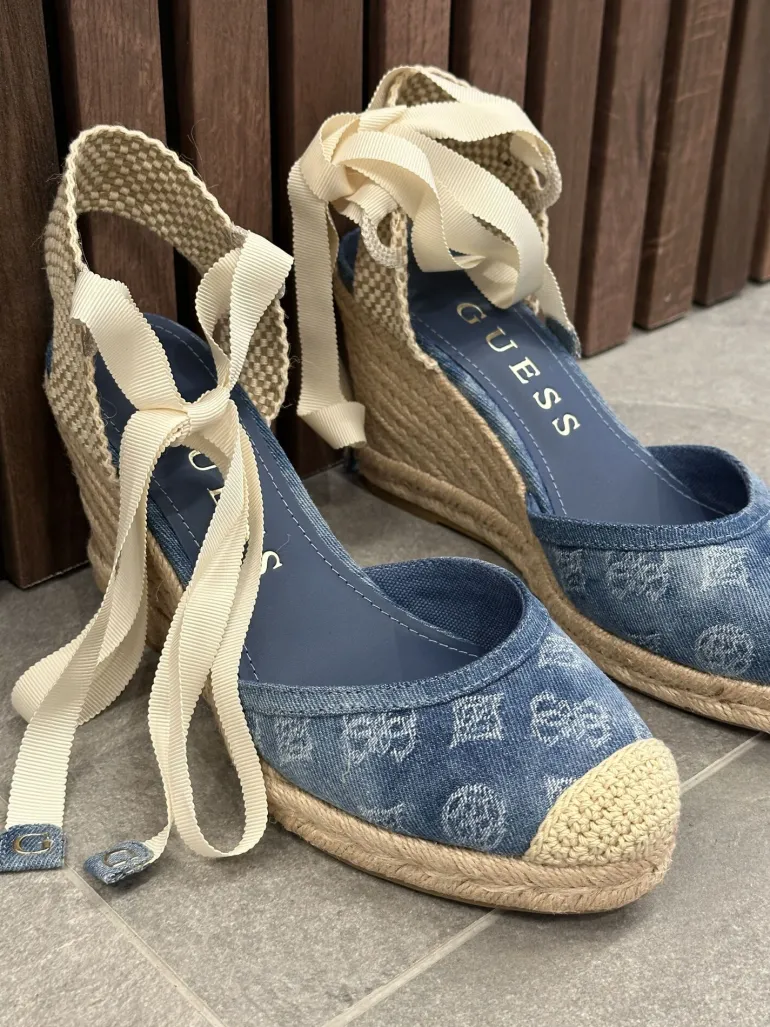 Guess - Cyrena - Blauw
