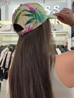 Guess - Ines Printed Cap - Meerkleurig