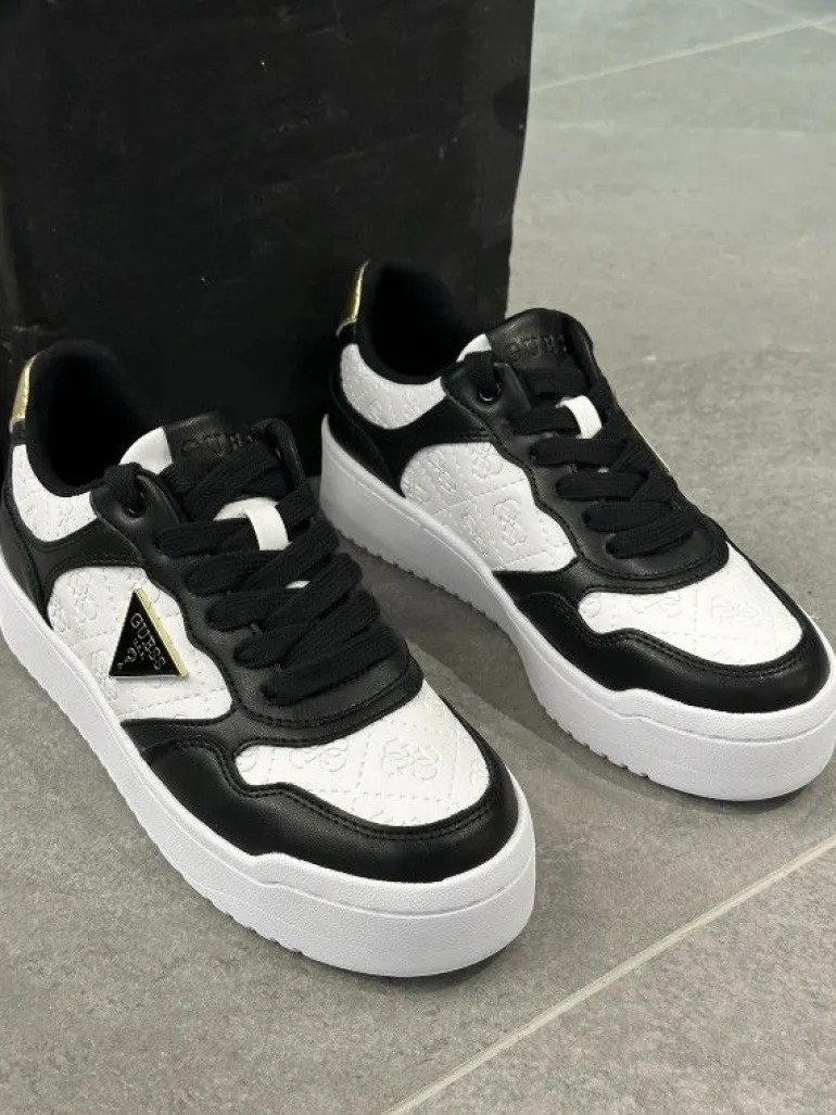 Guess - Miram6 - Zwart