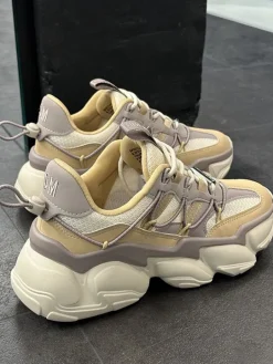 Steve Madden - Spectator Sneakers - Beige