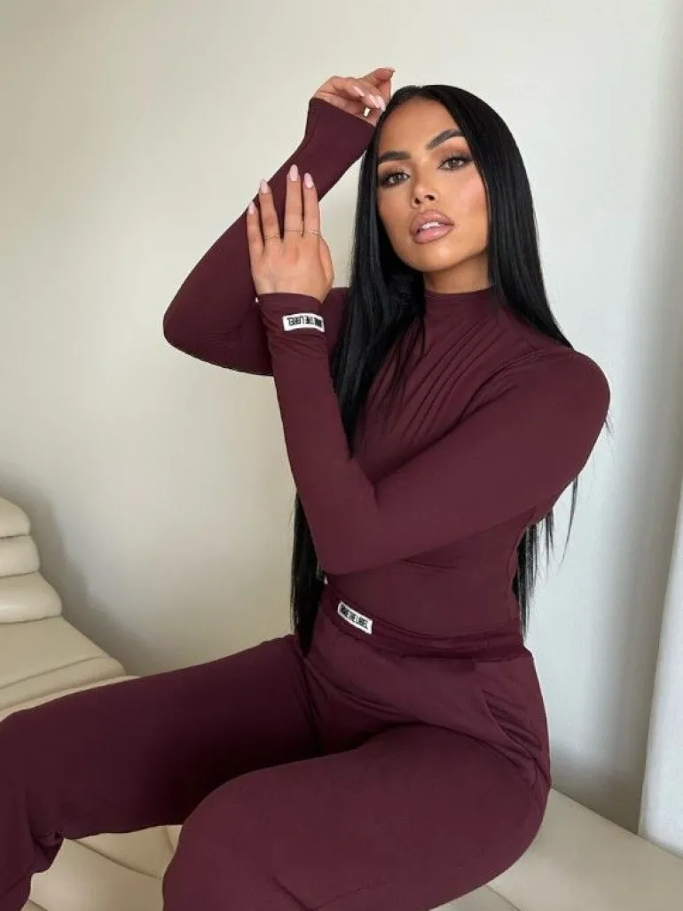 Unique The Label - Kimmy Turtleneck Top - Rood