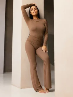Unique The Label - Noelle Long Sleeve Top - Bruin
